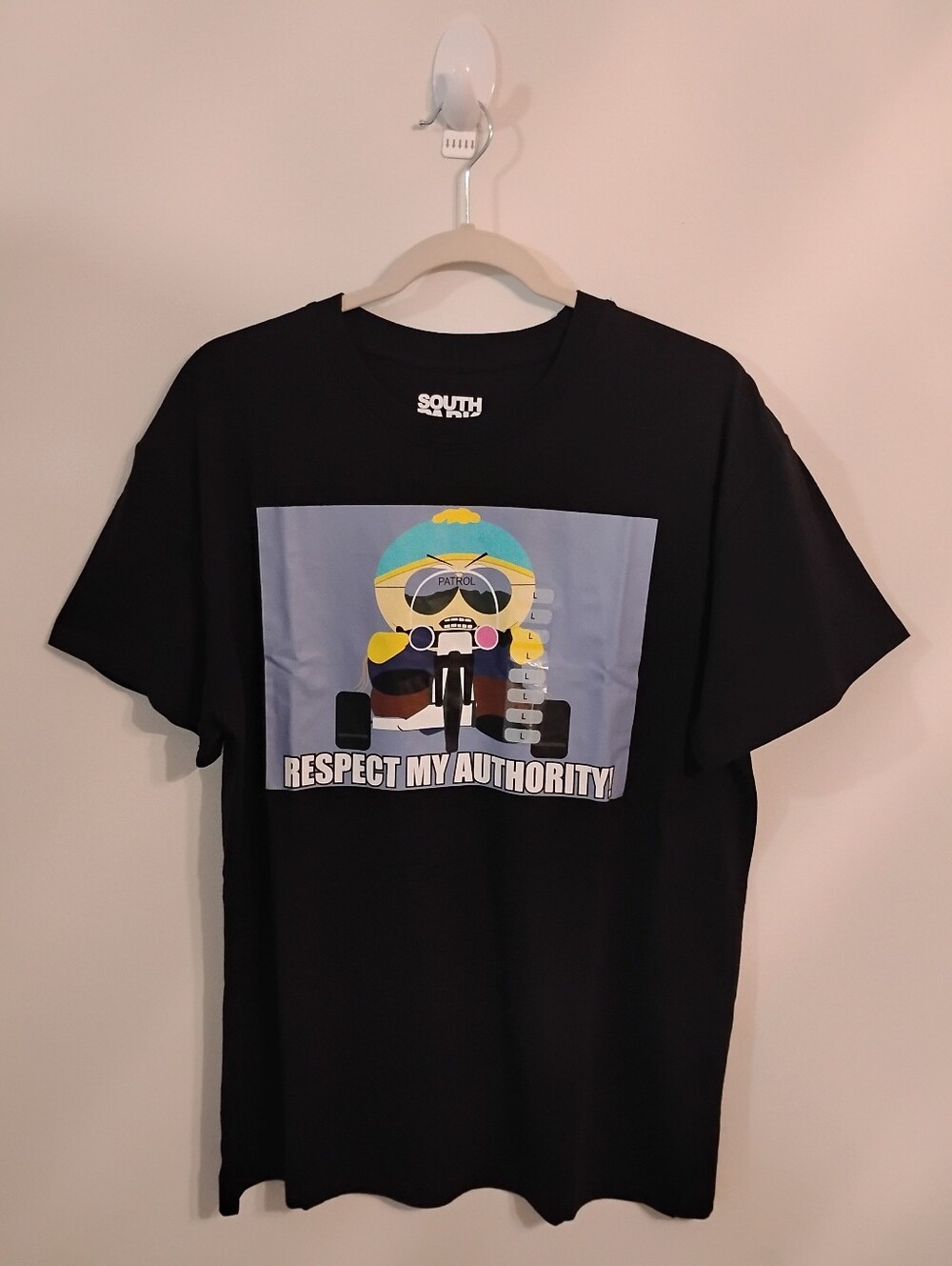 South Park Eric Cartman "Respect My Authoritah!" Graphic T-Shirt - Size Large (N